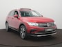 Volkswagen Tiguan 1.4 TSI eHybrid Elegance Automaat - Panoramisch schuif-kanteldak - LED - Navigatie - Trekhaak - 360 Camera