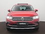 Volkswagen Tiguan 1.4 TSI eHybrid Elegance Automaat - Panoramisch schuif-kanteldak - LED - Navigatie - Trekhaak - 360 Camera