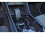 Volvo XC40 B3 Plus Black Edition - Panorama/schuifdak - IntelliSafe Assist & Surround - 360º Camera - Harman/Kardon audio - Verwarmde voorstoelen & stuur - Parkeersensoren voor & achter - Elektr. bedienb. voorstoelen met geheugen links - Draadloze tel. lader - Extra getint glas - 20' LMV