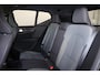 Volvo XC40 B3 Plus Black Edition - Panorama/schuifdak - IntelliSafe Assist & Surround - 360º Camera - Harman/Kardon audio - Verwarmde voorstoelen & stuur - Parkeersensoren voor & achter - Elektr. bedienb. voorstoelen met geheugen links - Draadloze tel. lader - Extra getint glas - 20' LMV