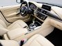 BMW 3-Serie 335i | Clima | Cruise | Multimedia/Navi | Memory | Stoelverwarming | Leder | PDC + Camera |