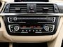 BMW 3-Serie 335i | Clima | Cruise | Multimedia/Navi | Memory | Stoelverwarming | Leder | PDC + Camera |