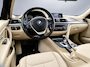 BMW 3-Serie 335i | Clima | Cruise | Multimedia/Navi | Memory | Stoelverwarming | Leder | PDC + Camera |