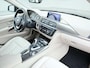 BMW 3-Serie 335i | Clima | Cruise | Multimedia/Navi | Stoelverwarming | Leder | PDC + Camera |