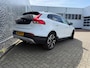 Volvo V40 Cross Country 1.5 T3 Polar+ Luxury | Navigatie | Panoramadak | Achteruitrijcamera | Lederen Bekleding | Parkeerverwarming | LED Koplampen | Lichtmetalen Velgen | Stoelverwarming | Keyless Entry