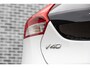 Volvo V40 Cross Country 1.5 T3 Polar+ Luxury | Navigatie | Panoramadak | Achteruitrijcamera | Lederen Bekleding | Parkeerverwarming | LED Koplampen | Lichtmetalen Velgen | Stoelverwarming | Keyless Entry
