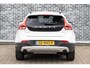 Volvo V40 Cross Country 1.5 T3 Polar+ Luxury | Navigatie | Panoramadak | Achteruitrijcamera | Lederen Bekleding | Parkeerverwarming | LED Koplampen | Lichtmetalen Velgen | Stoelverwarming | Keyless Entry
