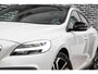 Volvo V40 Cross Country 1.5 T3 Polar+ Luxury | Navigatie | Panoramadak | Achteruitrijcamera | Lederen Bekleding | Parkeerverwarming | LED Koplampen | Lichtmetalen Velgen | Stoelverwarming | Keyless Entry