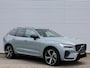 Volvo XC60 2.0 T8 Plug-in hybrid AWD Ultra Dark Automaat / Panoramadak / Bowers & Wilkins audio / 21" velgen / Trekhaak / Gelaagde ramen / Privacy Glass / 360* camera