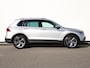Volkswagen Tiguan 1.5 TSI Life Business 130 pk | Trekhaak | Ergo-Stoelen | Stoel- en stuurverwarming | Camera | Keyless | 19 inch Velgen | Navigatie | Elektr. Achterklep