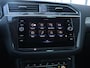 Volkswagen Tiguan 1.5 TSI Life Business 130 pk | Trekhaak | Ergo-Stoelen | Stoel- en stuurverwarming | Camera | Keyless | 19 inch Velgen | Navigatie | Elektr. Achterklep