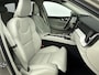 Volvo XC60 2.0 T8 Plug-in hybrid AWD Ultra Bright Exec. Ed. | Bowers & Wilkins | Luchtvering | Stoel Massage - Ventilatie | Panoramadak | Nappa Leder |
