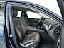 Volvo V60 T6 Plug-in hybrid AWD Essential Bright | Parkeercamera | Stoel- en Stuurverwarming | Trekhaak