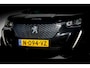 Peugeot 2008 1.2 131 PK PureTech Allure | 1 e Eign | 3D-I-Cockpit | Hoge zit / Instap | Ned Auto | Clima | Peugeot Connect 3D Navigatie | Clima | Pdc | Cruise | Keyless entry | Apple Carplay/Android Auto |