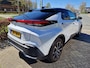Toyota C-HR / C-HR+ 1.8 Hybrid 140 BI-TONE STYLE/ELECTR A-KLEP/DODE HOEK/PARK SENS V+A/STOEL-EN STUURWIELVERWARMING