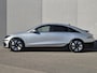 Hyundai Ioniq 6 Style 53 kWh Automaat / Accu SOH 100% / Trekhaak Afneembaar / Dealeronderhouden / CCS snellader / Elektrische achterklep / Achteruitrijcamera / Adaptief cruise control / Apple Carplay Android Auto /