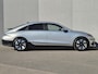Hyundai Ioniq 6 Style 53 kWh Automaat / Accu SOH 100% / Trekhaak Afneembaar / Dealeronderhouden / CCS snellader / Elektrische achterklep / Achteruitrijcamera / Adaptief cruise control / Apple Carplay Android Auto /