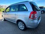 Opel Zafira 1.8 Temptation 7 Pers met parkeersensoren en airco en cruise controle