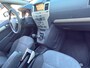 Opel Zafira 1.8 Temptation 7 Pers met parkeersensoren en airco en cruise controle