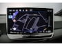 Volkswagen ID.3 Pro Business 204pk Automaat Adaptive cruise control, Achteruitrijcamera, LED matrix koplampen, Navigatie, Parkeersensoren, Stuurwiel verwarmd, App connect