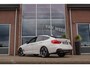 BMW 3-Serie Gran Turismo 320i High Executive M-sport | NL auto | Facelift | Carplay | Sportstoelen | Memory | Panoramadak | 19 inch | Spiegelpakket | Climate control | PDC | Navigatie