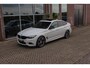 BMW 3-Serie Gran Turismo 320i High Executive M-sport | NL auto | Facelift | Carplay | Sportstoelen | Memory | Panoramadak | 19 inch | Spiegelpakket | Climate control | PDC | Navigatie