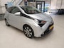 Toyota Aygo 1.0 VVT-i x-joy Airco (automatisch) | Camera | automaat | Lichtmetalen velgen