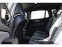 Volvo V60 2.0 T6 Plug-in hybrid AWD Plus Dark | Adaptive Cruise Control & Pilot Assist | Premium audio by Harman Kardon | Elektrisch verstelbare bestuurders- en passagiersstoel met geheugen | Keyless entry | Google Services | Start/stop systeem | Rondomzicht camera | Trekhaak semi-elektrisch uitklapbaar | Apple carplay & Android Auto | Dodehoekdetectie met correctie |