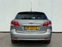 Toyota Avensis Wagon 1.8 VVTi Business Automaat Navi Clima