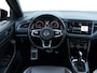 Volkswagen T-Roc 2.0 TSI 190pk 4Motion Sport | Panoramadak | Leer | Trekhaak | Camera | Elek. klep | Stoelverwarming |