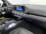 Mercedes-Benz GLE AMG 53 Hybrid 4MATIC+ Night Edition Premium Plus | Remklauwen Rood | Winterpakket | Sierelementen AMG carbon | Magic Vision Control | Trekhaak | 22 inch kruisspaaks AMG-velgen | Verlichte treeplanken |