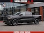 Dodge Ram RAM VOL | BLACK ON BLACK | LUCHTVERING | 5.7 V8 HEMI | PANODAK | ADAPTIVE CRUISE | 360 CAMERA | 22 INCH SPORT WIELEN | DUBELE CABINE | 5 PERSOONS |