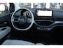 Fiat 500e LA PRIMA 118PK 42 kWh | PANORAMA DAK | ACHTERUITRIJ CAMERA | LEDEREN BEKLEDING | PARKEERSENSOREN VOOR + ACHTER | LED KOPLAMPEN | ADAPTIVE CRUISE CONTROL | NAVIGATIE | DODEHOEK DETECTIE | 17" LICHTMETALEN VELGEN | DRAADLOZE TELEFOONLADER | KEYLESS ENTRY/START |