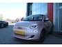 Fiat 500e LA PRIMA 118PK 42 kWh | PANORAMA DAK | ACHTERUITRIJ CAMERA | LEDEREN BEKLEDING | PARKEERSENSOREN VOOR + ACHTER | LED KOPLAMPEN | ADAPTIVE CRUISE CONTROL | NAVIGATIE | DODEHOEK DETECTIE | 17" LICHTMETALEN VELGEN | DRAADLOZE TELEFOONLADER | KEYLESS ENTRY/START |