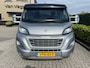 Peugeot Boxer 435 2.2 BlueHDi tijhof oprijwagen luchtvering, cruise, clima, trekhaak