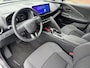 Toyota C-HR / C-HR+ 1.8 HYBRID 140 FIRST-EDITION BI-TONE 360° CAMERA EL-ACHTERKLEP KEYLESS PARK-SENSOREN 18'' LM-VELGEN BLIND SPOT LED APPLE/ANDROI CLIMA NAVI CAMERA NL-AUTO
