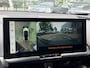Toyota C-HR / C-HR+ 1.8 HYBRID 140 FIRST-EDITION BI-TONE 360° CAMERA EL-ACHTERKLEP KEYLESS PARK-SENSOREN 18'' LM-VELGEN BLIND SPOT LED APPLE/ANDROI CLIMA NAVI CAMERA NL-AUTO