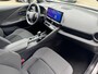 Toyota C-HR / C-HR+ 1.8 HYBRID 140 FIRST-EDITION BI-TONE 360° CAMERA EL-ACHTERKLEP KEYLESS PARK-SENSOREN 18'' LM-VELGEN BLIND SPOT LED APPLE/ANDROI CLIMA NAVI CAMERA NL-AUTO