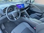 Toyota C-HR / C-HR+ 1.8 HYBRID 140 FIRST-EDITION BI-TONE 360° CAMERA EL-ACHTERKLEP KEYLESS PARK-SENSOREN 18'' LM-VELGEN BLIND SPOT LED APPLE/ANDROI CLIMA NAVI CAMERA NL-AUTO
