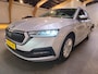 Skoda Octavia Combi 1.0 e-TSI Business Edition - Apple Carplay/Android Auto - Achteruitrijcamera - Navi
