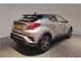 Toyota C-HR / C-HR+ 1.8 Hybrid Style Bi-Tone - Stoelverwarming - Adaptive Cruise - Dodehoekdetectie - JBL Audio