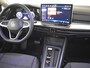 Volkswagen Golf 1.5 eHybrid Life Edition 204Pk DSG/AUTO | Glazen panorama-dak | Achteruitrijcamera | Cruise control adaptief | Apple carplay Android auto | Keyless | Parkeersensoren | Parkeer assiststent | BAD | 18"LMV