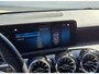 Mercedes-Benz A-klasse 180 AMG Line / navigatie / camera / sfeerverlichting / keyless