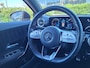 Mercedes-Benz A-klasse 180 AMG Line / navigatie / camera / sfeerverlichting / keyless