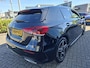 Mercedes-Benz A-klasse 180 AMG Line / navigatie / camera / sfeerverlichting / keyless