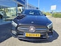 Mercedes-Benz A-klasse 180 AMG Line / navigatie / camera / sfeerverlichting / keyless