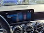 Mercedes-Benz A-klasse 180 AMG Line / navigatie / camera / sfeerverlichting / keyless