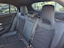 Mercedes-Benz A-klasse 180 AMG Line / navigatie / camera / sfeerverlichting / keyless