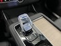 Volvo XC90 2.0 T8 Plug-in hybrid AWD Plus Dark 7 persoons Navigatie Apple Carplay/Android Auto 360 Camera Parkeersensoren Adaptive Cruise Control Full LED Stoel- en stuurverwarming Memory stoelen Climate Control Lichtmetalen velgen