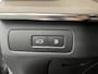 Volvo XC90 2.0 T8 Plug-in hybrid AWD Plus Dark 7 persoons Navigatie Apple Carplay/Android Auto 360 Camera Parkeersensoren Adaptive Cruise Control Full LED Stoel- en stuurverwarming Memory stoelen Climate Control Lichtmetalen velgen